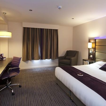 Premier Inn Aberdeen City Centre Bagian luar foto